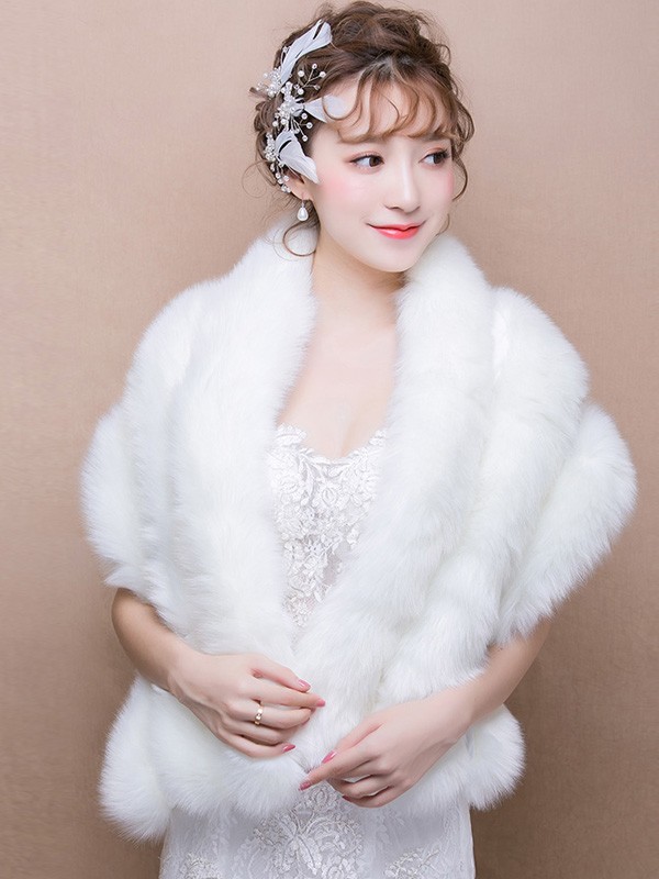 White Faux Fur Bridal Wrap Shawls - CozyLadyWear