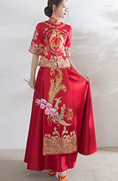 Red Embroidered Phoenix Qun Kwa for Wedding