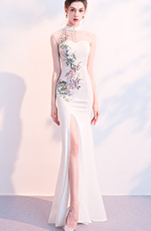 White Embroidered Split Qipao / Cheongsam Wedding Dress