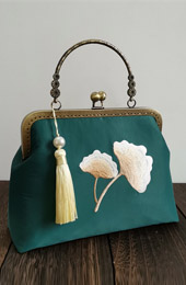 Handmade Green Embroidered Chain Top Handle Clutch Bag