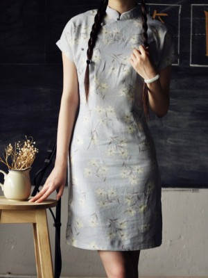 Blue Short Floral Mandarin Collar Cheongsam / Qipao / Chinese Dress