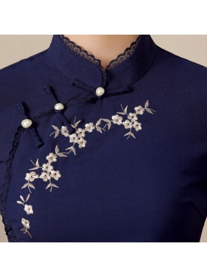 Embroidered Mandarin Collar Qipao / Cheongsam Top