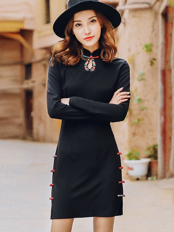 Black Embroidered Qipao / Cheongsam Dress with Long Sleeve