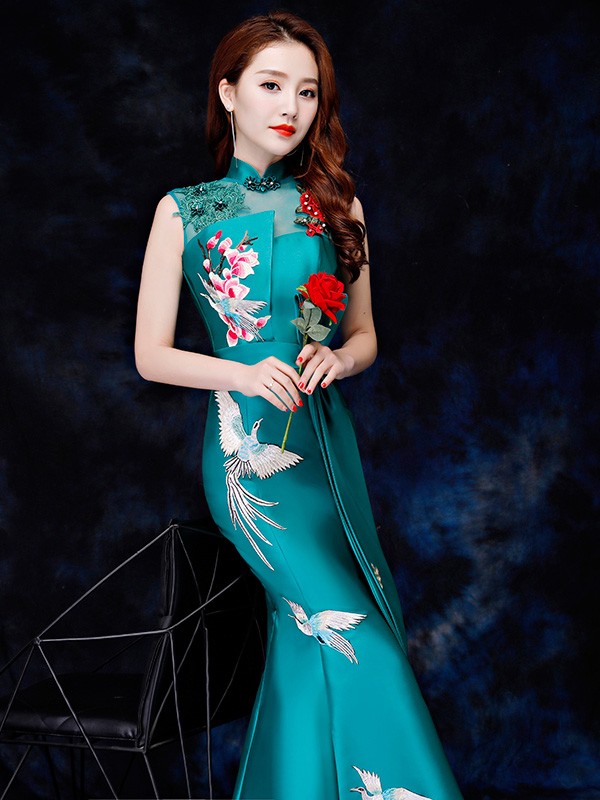 Green Embroidered Fishtail Qipao / Cheongsam Evening Dress with Cutout Back
