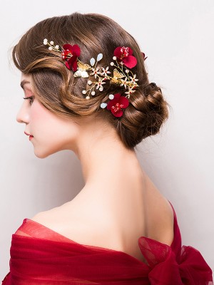 Red Blossoms and Alloy Pearl Hair Vine