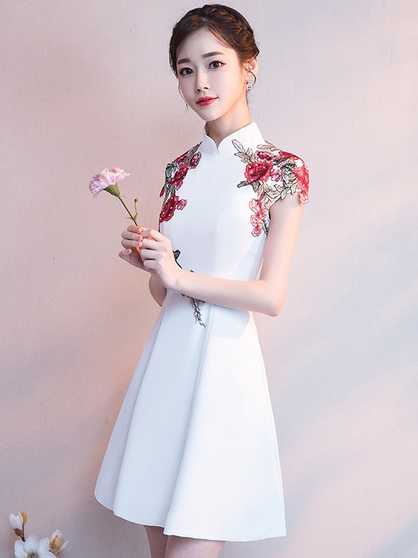 White A-Line Embroidered Qipao / Cheongsam Evening Dress