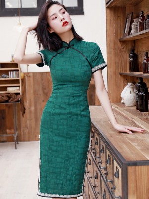Green Geometric Print Midi 2019 Qipao / Cheongsam Dress