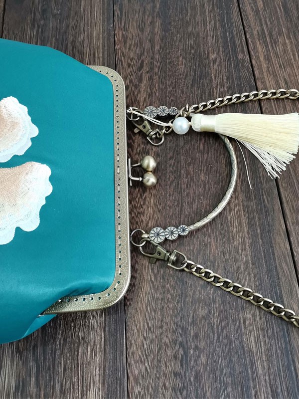 Handmade Green Embroidered Chain Top Handle Clutch Bag