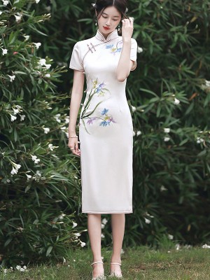 2022 Embroidered Floral Mid Qipao / Cheongsam Dress