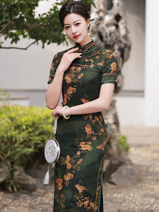 2022 Black Blossom Print Qipao / Cheongsam Dress