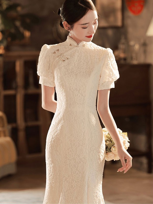 White Lace Fishtail Wedding Cheongsam / Qipao Dress with Puff Sleeve