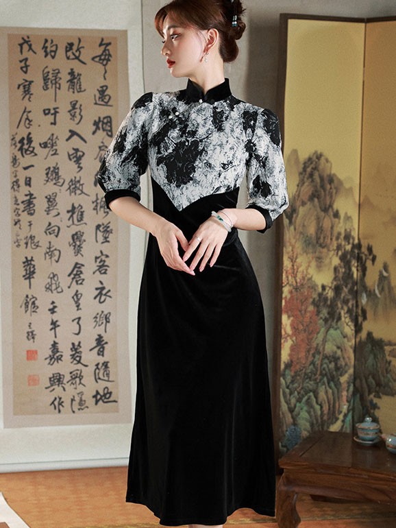 Black Colorblocked Velvet Winter Cheongsam / Qipao Dress