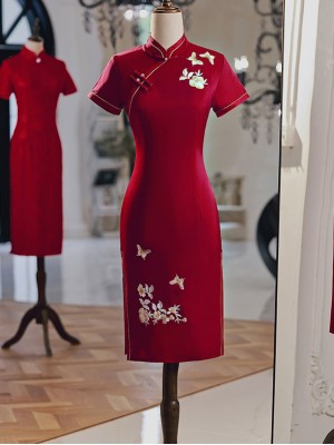 Bridal Mothers Red Embroidered Mid Qipao / Cheongsam Dress