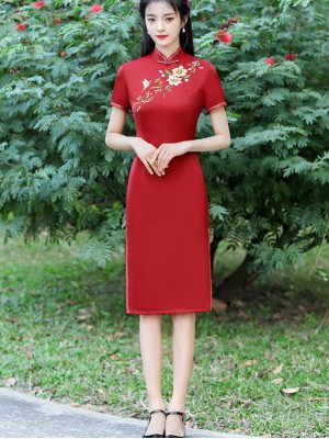 Mothers Red Black Embroidered Mid Qipao / Cheongsam Dress