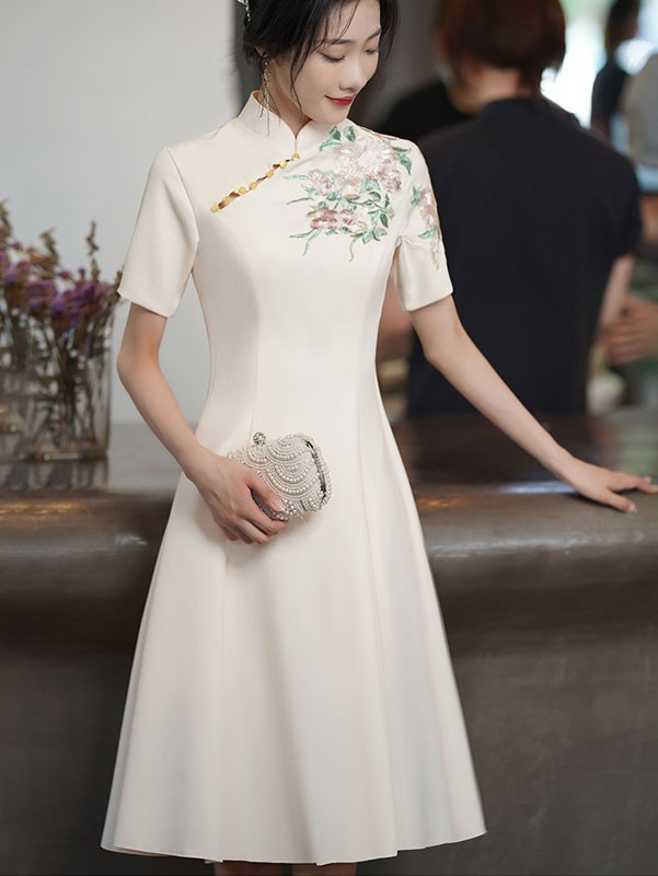 Ivory Appliques Mid Fit Flare Qipao Cheongsam Dress