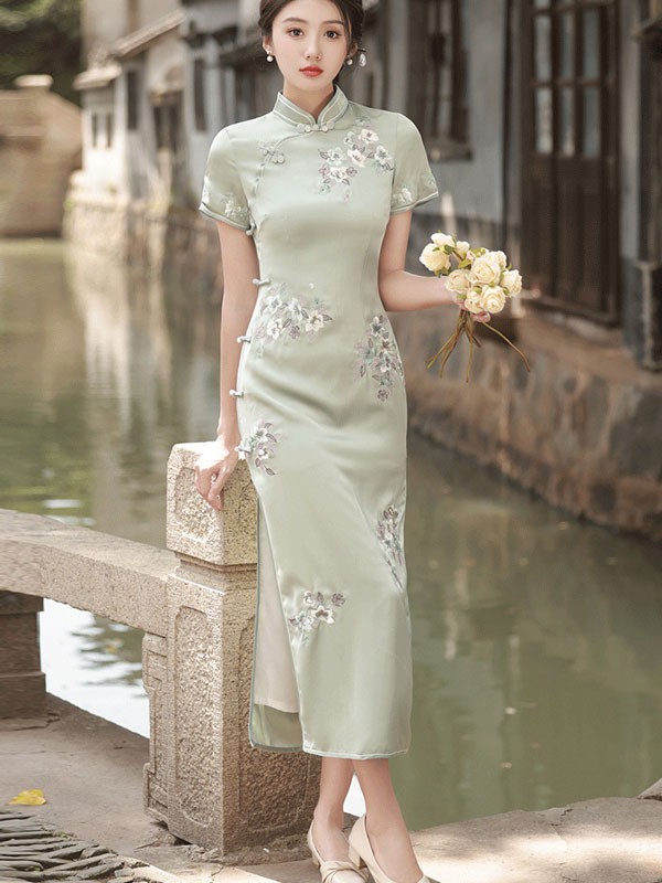 Green Embroidered Mothers Maxi Cheongsam Qipao Dress