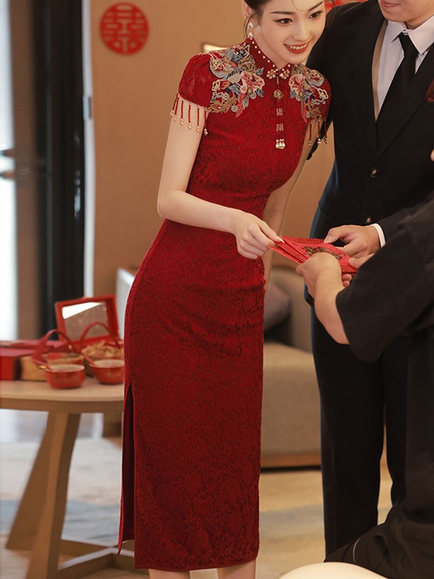 Red Lace Embroidered Bride Wedding Cheongsam Qipao Dress