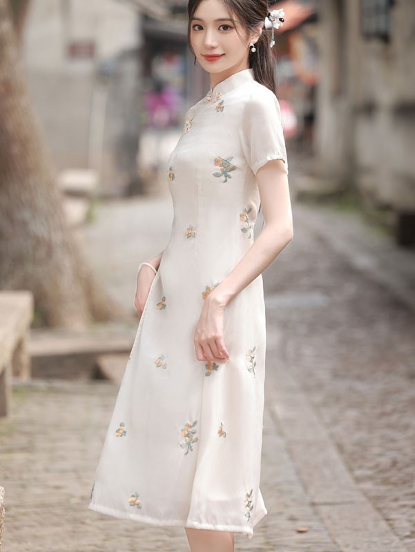 Beige Embroidered Mid A-Line Cheongsam Qipao Dress