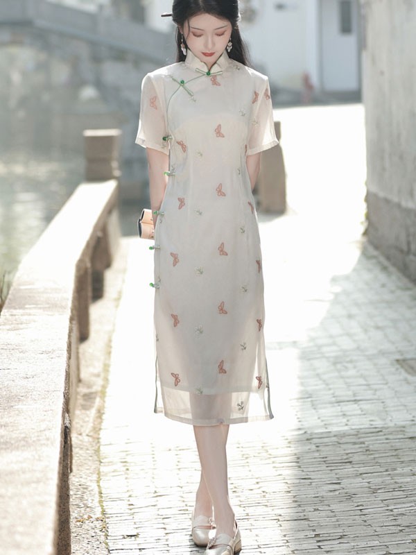 Embroidered Butterfly Cheongsam Qipao Dress