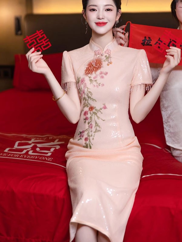 Pink Sequined Embroidered Wedding Cheongsam Dress
