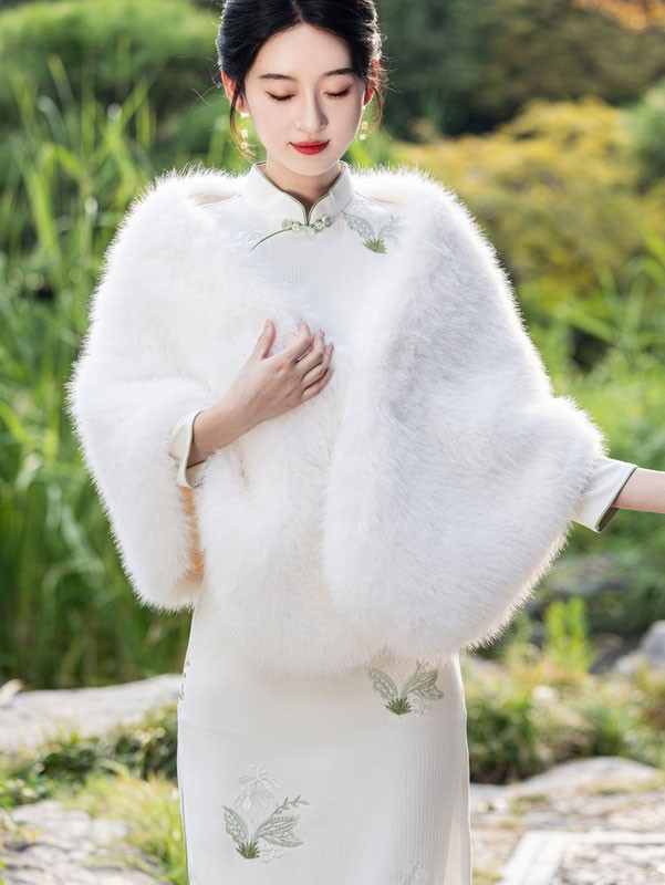 White Burgundy Faux Fur Wrap Shawl