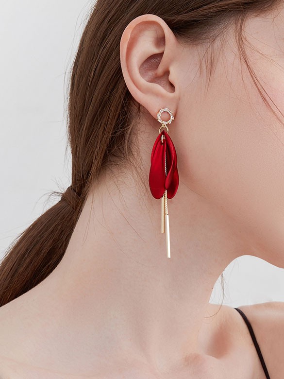 Long Red Petals Tassel Dangle Drop Earrings