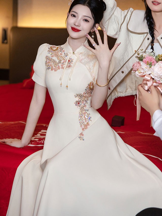 Champagne Appliques A-Line Maix Wedding Qipao Cheongsam Gown
