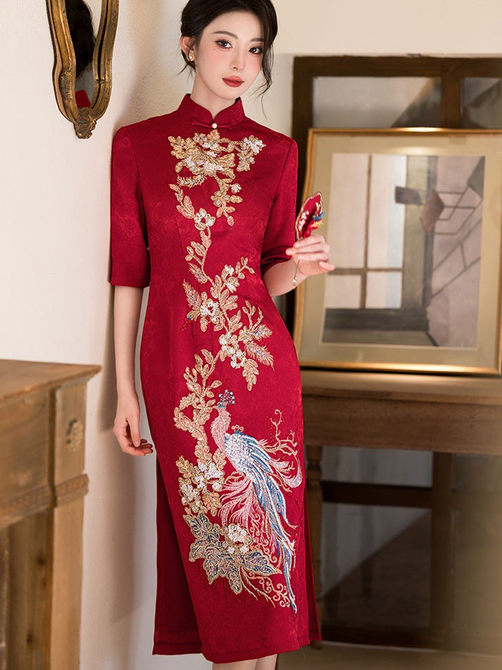 Red Jacquard Sequins Phoenix Wedding Cheongsam Qipao Dress Red Jacquard Sequins Phoenix Wedding Cheongsam Qipao Dress