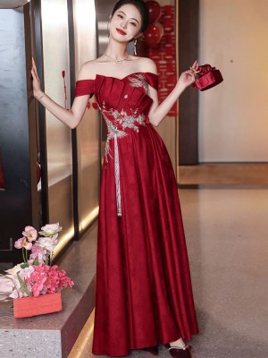 Off Shoulder Sequins Appliques A-Line Bridal Wedding Dress