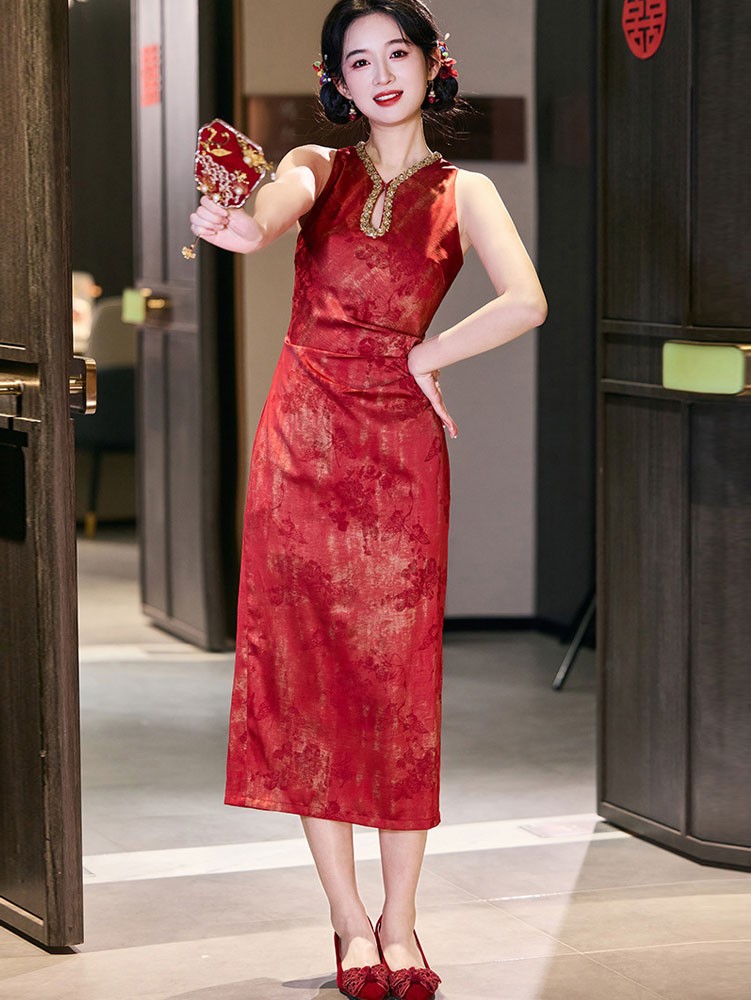 Red Keyhole Halter Long Wedding Cheongsam Qipao Dress