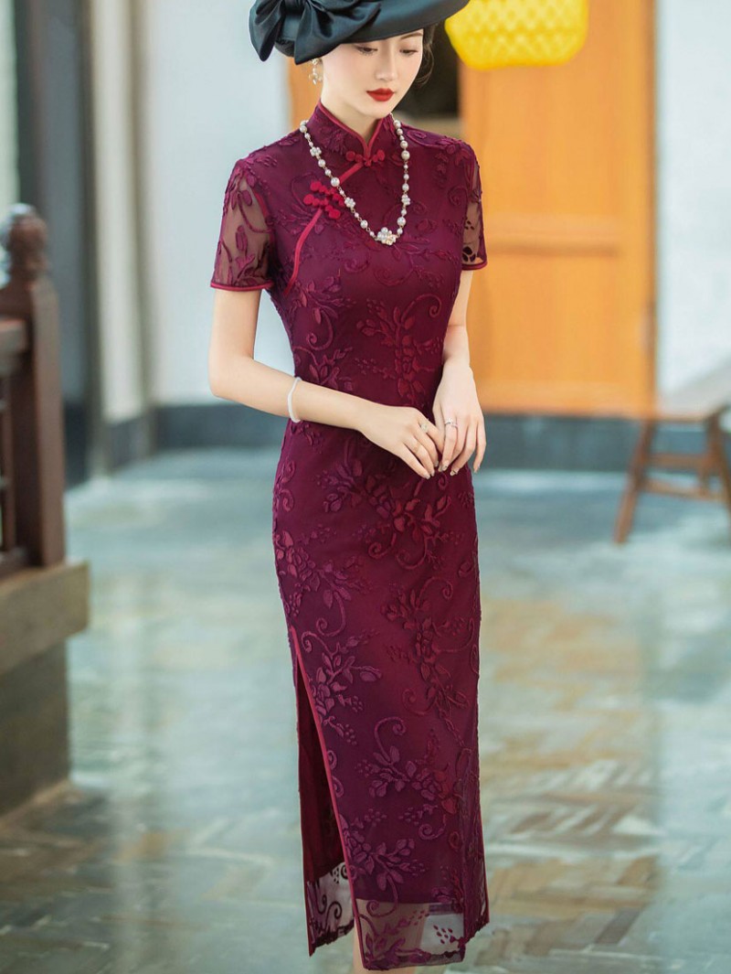 Bridal Mother's Red Floral Velvet Qipao / Cheongsam Dress Bridal Mother's Red Floral Velvet Qipao / Cheongsam Dress