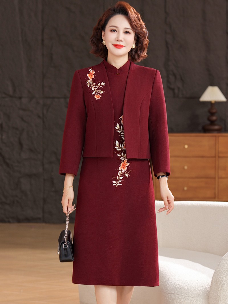 2 Pcs Bridal Mothers Embroidered Cheongsam Dress & Jacket