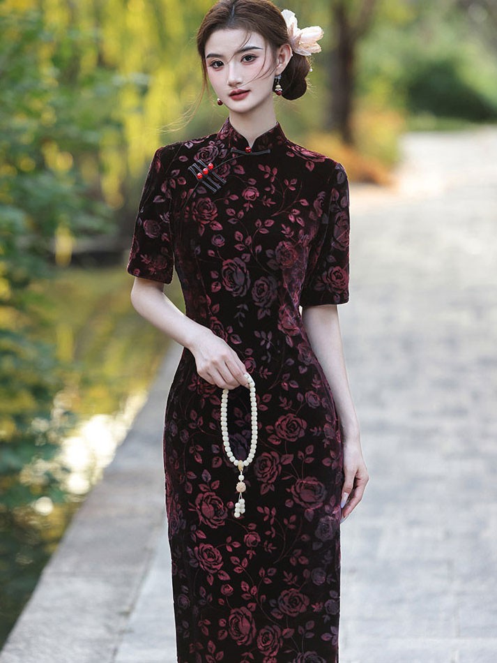 Red Rose Velvet Long Cheongsam Qipao Dress Red Rose Velvet Long Cheongsam Qipao Dress