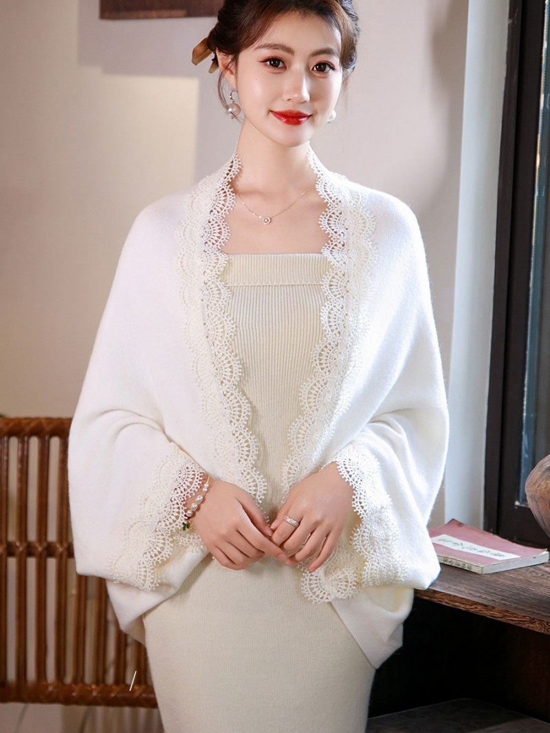 White Black Knit Woman Cardigan with Crochet Lace Trim