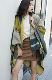 Colorblock Plaid Wrap Scarf with Tassel