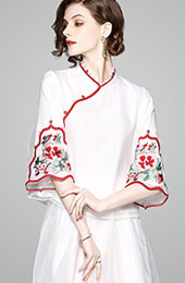 Embroidered Qipao / Cheongsam Bell Sleeve Blouse in Organza