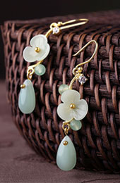 Green Jade Petals Drop Dangle Clip On Earrings