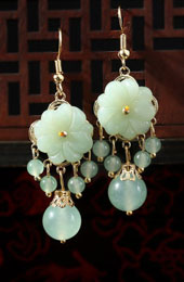 Green Jade Petals Drop Dangle Pierced Clip On Earrings