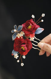 Two Pieces Fabrics Butterfly Flowers Hair Comb Pins