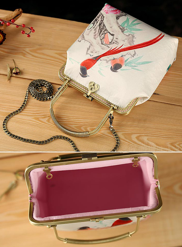 White Printing Chain Strap Top Handle Clutch Bag