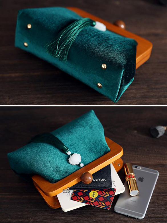 Green Velvet Chain Wood Handle Clutch Bag