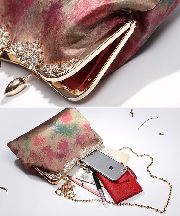 Printing Chain Clutch Wallet Bag