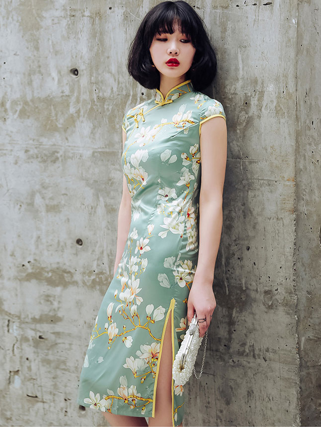 Green Qipao / Cheongsam Dress in Magnolia Print Green Qipao / Cheongsam Dress in Magnolia Print