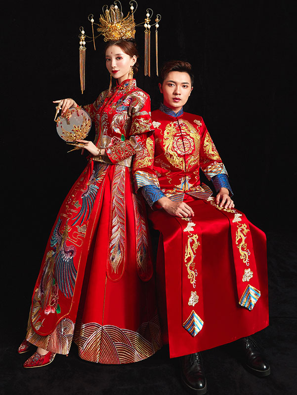 Red Gorgeous Embroidered Phoenix Wedding Qun Kwa